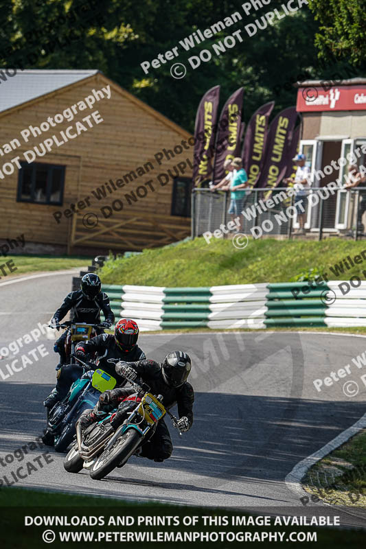 cadwell no limits trackday;cadwell park;cadwell park photographs;cadwell trackday photographs;enduro digital images;event digital images;eventdigitalimages;no limits trackdays;peter wileman photography;racing digital images;trackday digital images;trackday photos